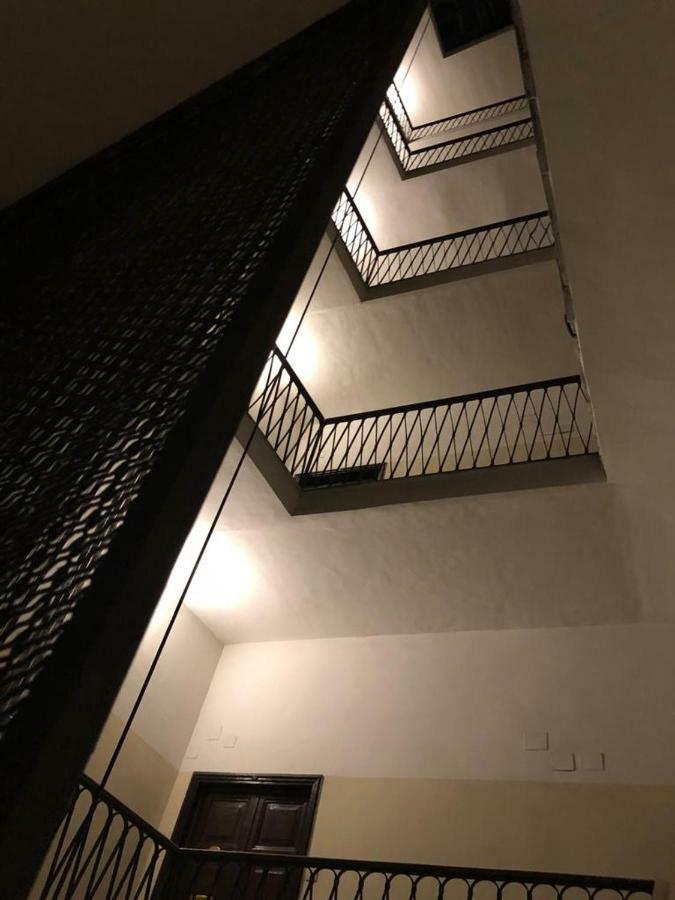 109 Suites Roma Bagian luar foto
